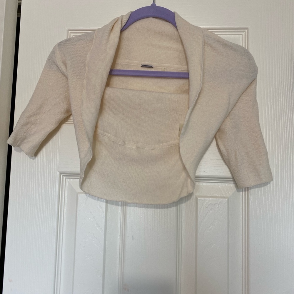 Elie Tahari shoulder cover up